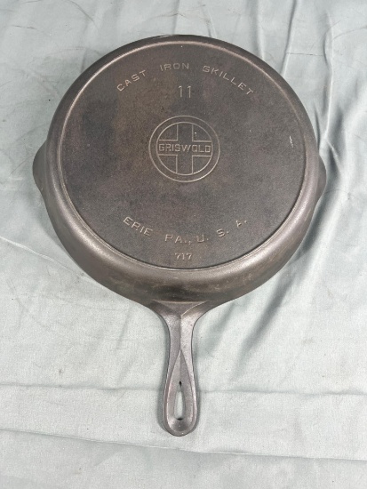 Griswold No. 11 Large Block Logo Cast Iron skillet, w/ heat ring