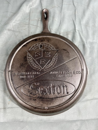 John Sexton & Co. Cast Iron Skillet, no. 10 size