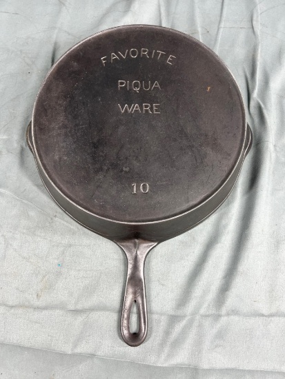 Favorite Piquaware No. 10 Cast Iron Skillet w/ heat ring, arc logo