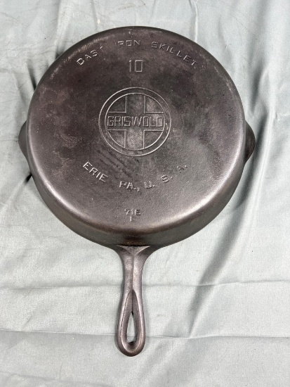 Griswold No. 10 Cast Iron Skillet, Large Block