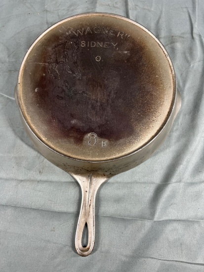 Wagner No. 9 Cast Iron Skillet w/ heat ring, arc logo, plated