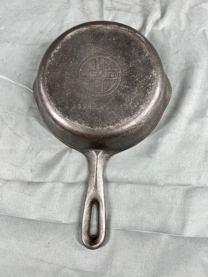 Griswold No. 4 Small Block Logo Cast Iron Skillet