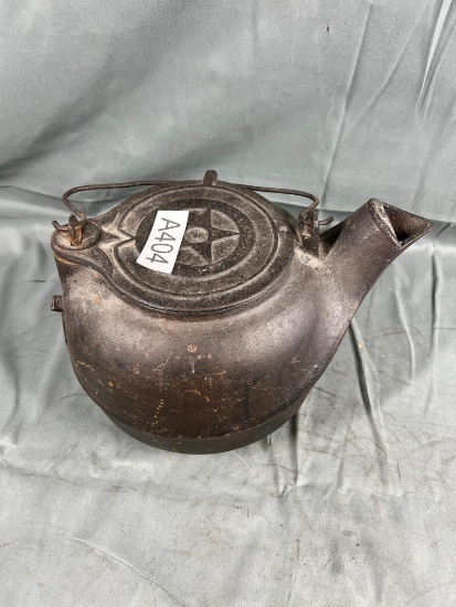 No. 8 Star marked Cast Iron Tea Kettle