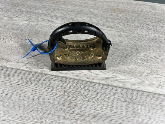 The Erie Fluter Fluting iron w/ base