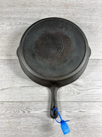 Griswold No. 12 Large Block Logo Cast Iron Skillet w/ heat ring