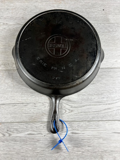 Griswold No. 12 Large Block Logo Cast Iron Skillet w/ heat ring
