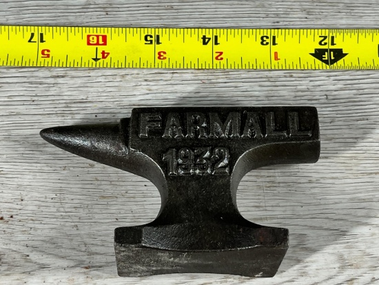 Farmall 1932 Miniature Branded Anvil
