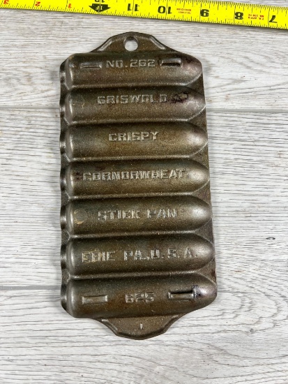 Griswold No. 262 Corn or Wheat Stick Pan