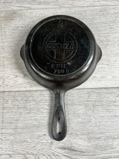 Griswold no. 3 Slant Block Logo cast Iron Skillet w/ heat ring