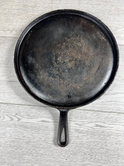 Griswold No. 9 Cast Iron Handled Griddle