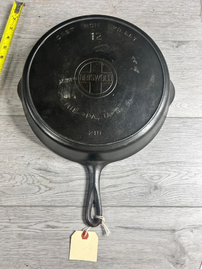 Griswold No. 12 Large Block Logo Cast Iron Skillet w/ heat ring