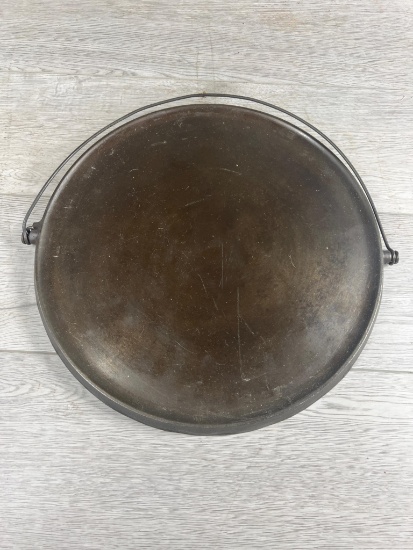Griswold No. 16 Slant Logo Bailed Handle Griddle