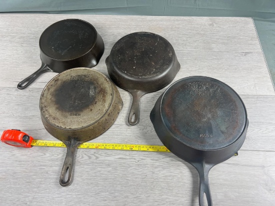 4- Wagner Cast iron skillets, 7, 2-no. 8 and no. 9