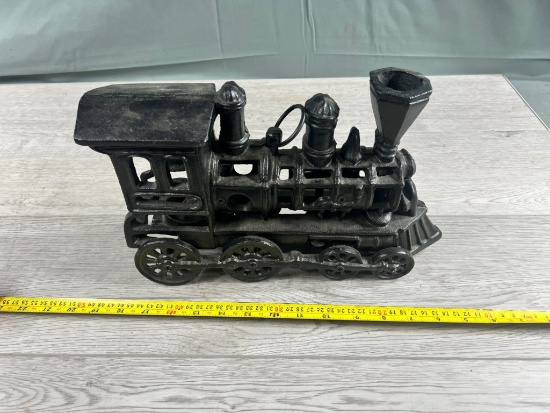 Cast Iron Train