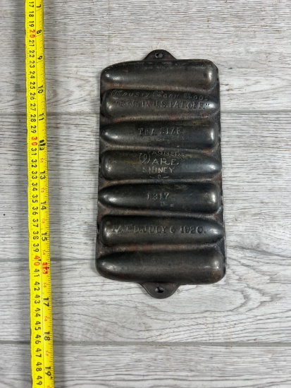 Wagner Tea Size Krispy Bread Cornstick pan