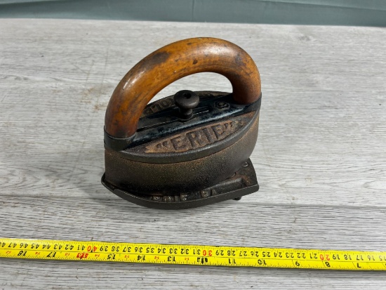 Griswold Clothes Iron and Trivet
