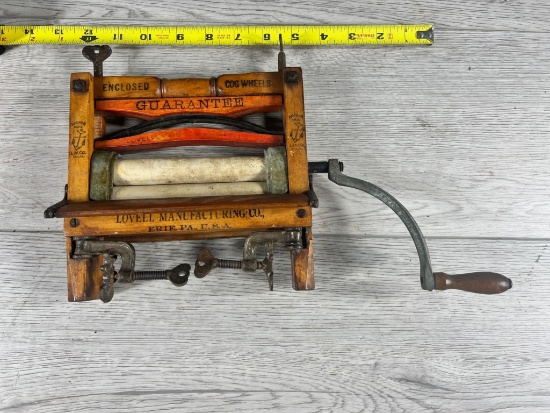 Lovell Manufacturing Co. Miniature Wringer