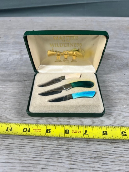 Masters of the Wilderness Miniature Knife set, Crockett, Boone, and Bowie