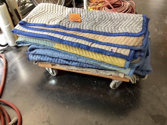 Cart and 6 Furniture Blankets