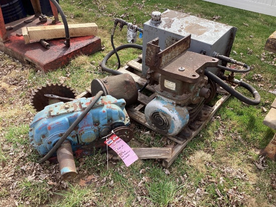 Hydraulic Tank, Reduction Gears