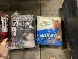 40# MAX E GLO W/CALCIUM MEAL PRODUCT #023.0096/ 50# Safe N Easy Pelleted Product #004.0062