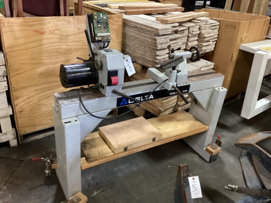 (Inv.75) Delta Model 46-745 Lathe With Knives