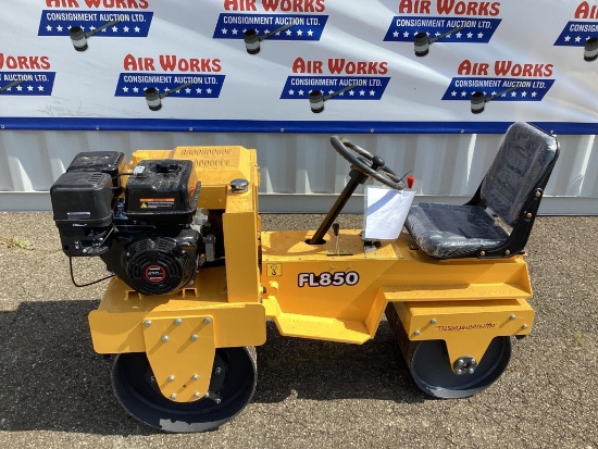 New Unused Fland Model FL850 Ride On Vibrating Roller