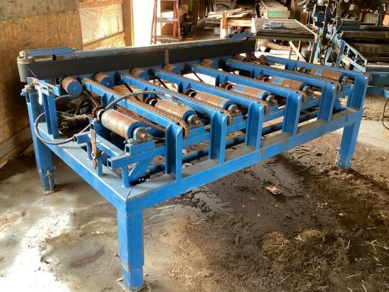 Shop Built Turn Around Conveyor For Baker Resaw In Excellent Condition, Hydraulic Powered