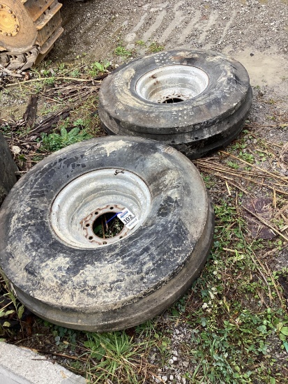 2 Deestone Front Backhoe Tires And Rims, 11.00-16