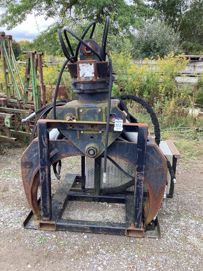 Rotobec Model 4042 HD Rotating Log Grapple with Saw