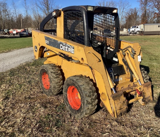 John Deere 325 Skid Loader, 2682 Hours, Aux. Hydraulics, 70 Hp, Open Cab, Bucket and Forks Included