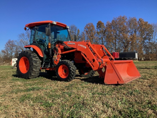 2019 Kubota Model L6060HSTC Tractor, Only 135 Hrs, Front End Loader. Like New