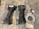 Pintle Hitch and 2 Trailer Jacks