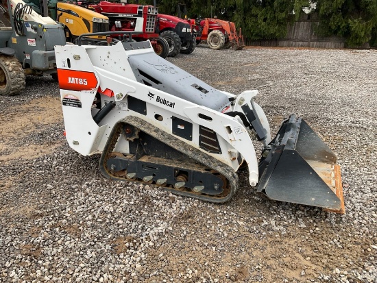 (Inv.51055) 2016 Bobcat MT 85 Dingo, 36" Bucket, 44 Hours, Rubber Tracks, Aux. Hydraulics, Like New
