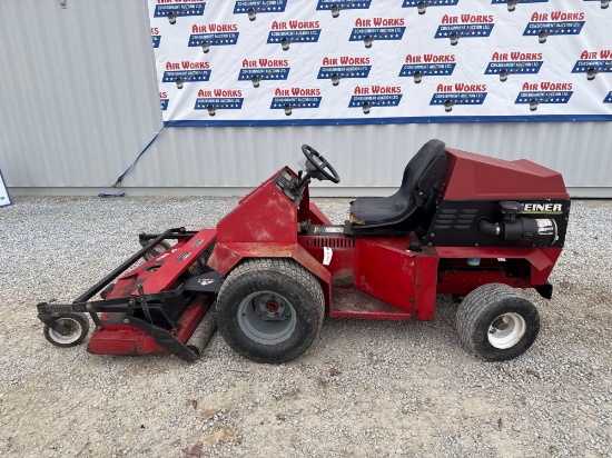 Steiner 230 Riding Mower 2553hrs 60" Deck SN#FNC3597