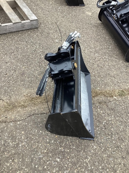 (Inv.52020) 2024 MIVA 24" Tilting Bucket Mini Excavator Attachment
