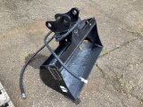 (Inv.52050) 2024 GIYI 3T Hydraulic Tilting Excavator Bucket, Fits CAT 3 Ton Excavator