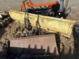 SKIDSTEER MOUNTED SNOWPLOW