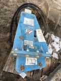 TRACKHOE HYDRAULIC BREAKER