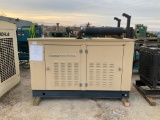 2001 Generac 40kW Genset V6 Vortec motor, NatGas, 88 hrs. Mod. 0043730, SN#352374, last used 2020