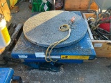 Hydraulic lift tables w remotes, 480V