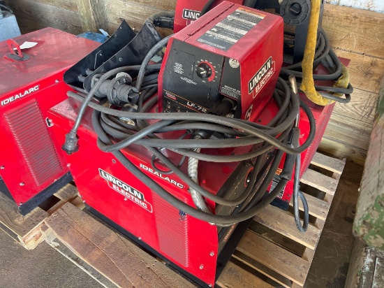 Lincoln Electric Model CV305 w/Feeder LF-72, 220v, 3ph