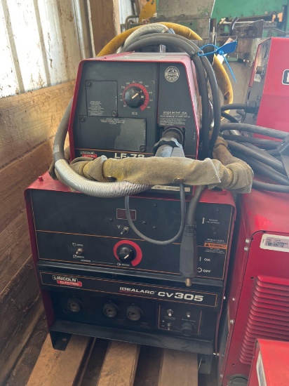 Lincoln Electric Model CV305 w/Feeder LF-72, 220v, 3ph