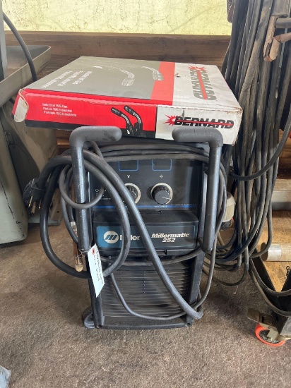 Miller Model 252 Mig Welder