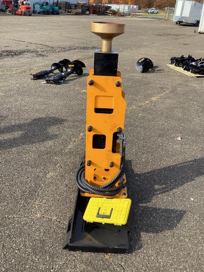 New Unused GIYI Hydraulic Post Driver Skid Loader attachment