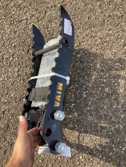 New Unused MIVA Hydraulic Thumb Mini Excavator Attachment