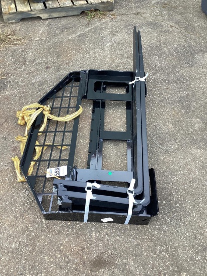 New Unused GIYI Skid Loader Forks Attachment