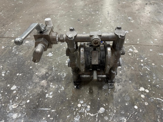 Graco Husky 716 Paint Pump .