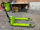 U-Line AC 25 Pallet Jack 5500 Lbs. Capacity .