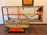 2005 JLG 1930ES 18' Scissor Lift . 200133972, 537 hours